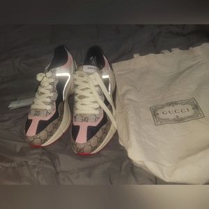 Size 10us women's Gucci shoes